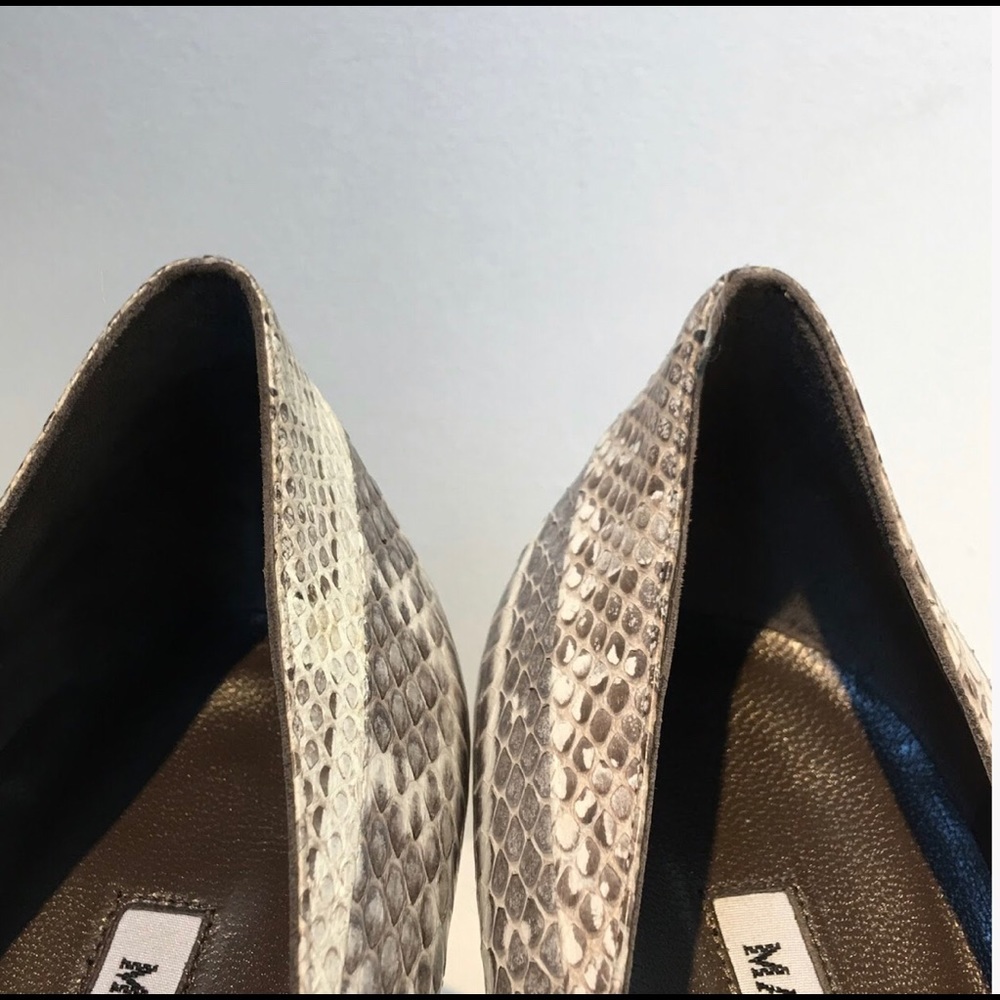 Manolo Blahnik BB Snakeskin 90mm Point-Toe Pump - Picture 7 of 8